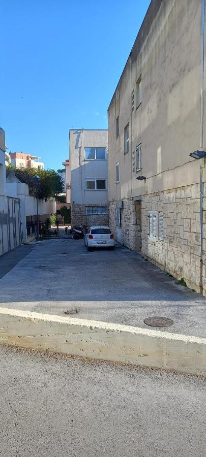 Apartment Zsa Zsa Zenta 1 Split Exterior photo